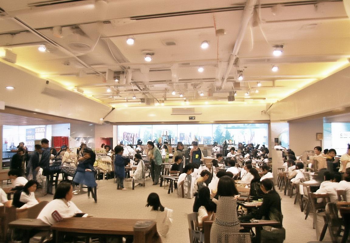 巴萨拜仁欧冠对决乌龙球：改写比赛与心理考验瞬间